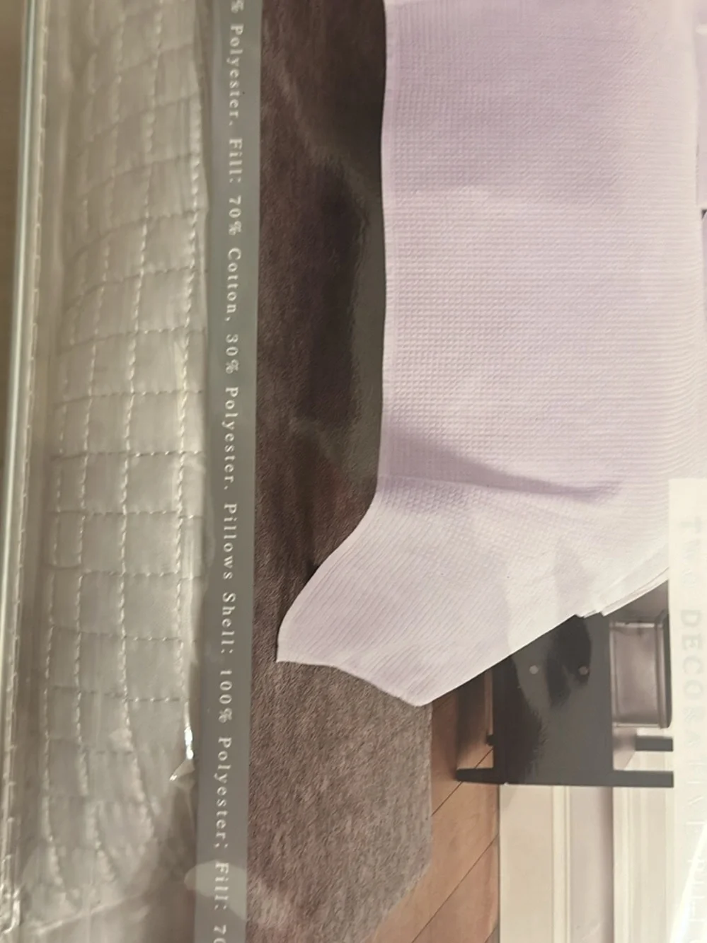 Maison Hotel soft white